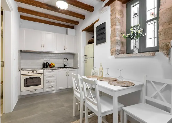 Del Capo Apartman Rhodes City