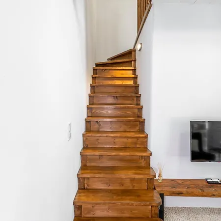 Del Capo * Rhodes City