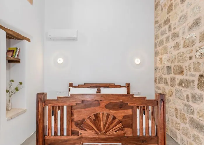 Del Capo * Rhodes City